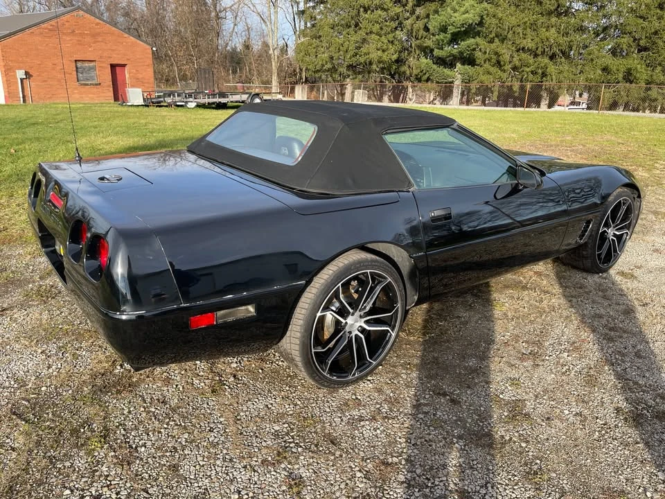 1995 Chevrolet Corvette C4 - Image 2 of 9
