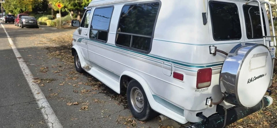 1995 Chevrolet G-Series Van - Image 5 of 8