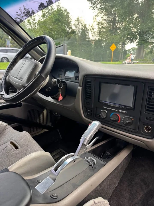 1995 Chevrolet Impala 7th Gen - Image 3 of 17