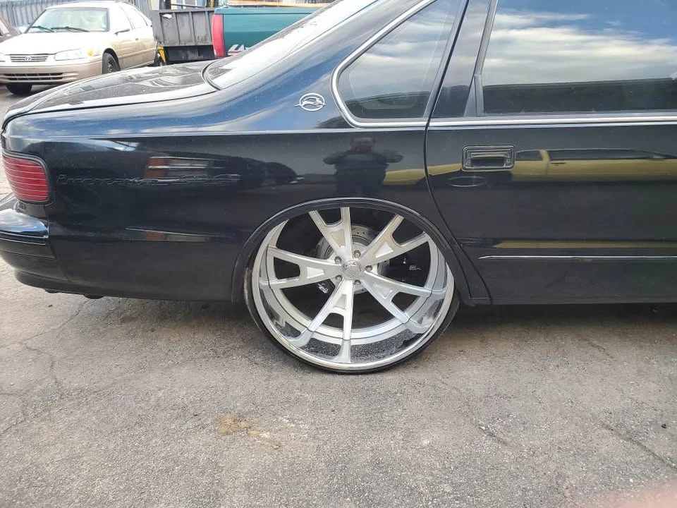 1995 Chevrolet Impala 7th Gen - Image 6 of 9