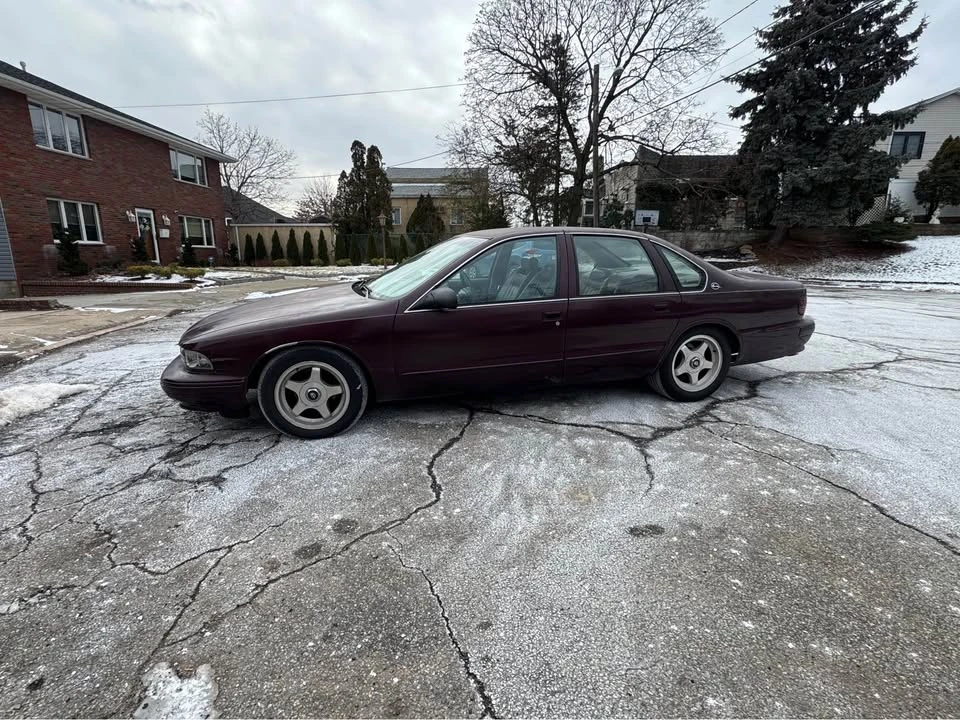 1995 Chevrolet Impala 7th Gen - Image 5 of 11