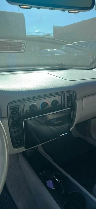 1995 Chevrolet Impala 7th Gen - Image 13 of 18
