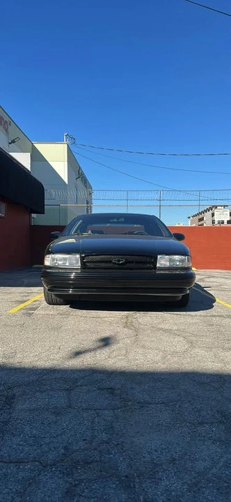 1995 Chevrolet Impala 7th Gen - Image 2 of 18