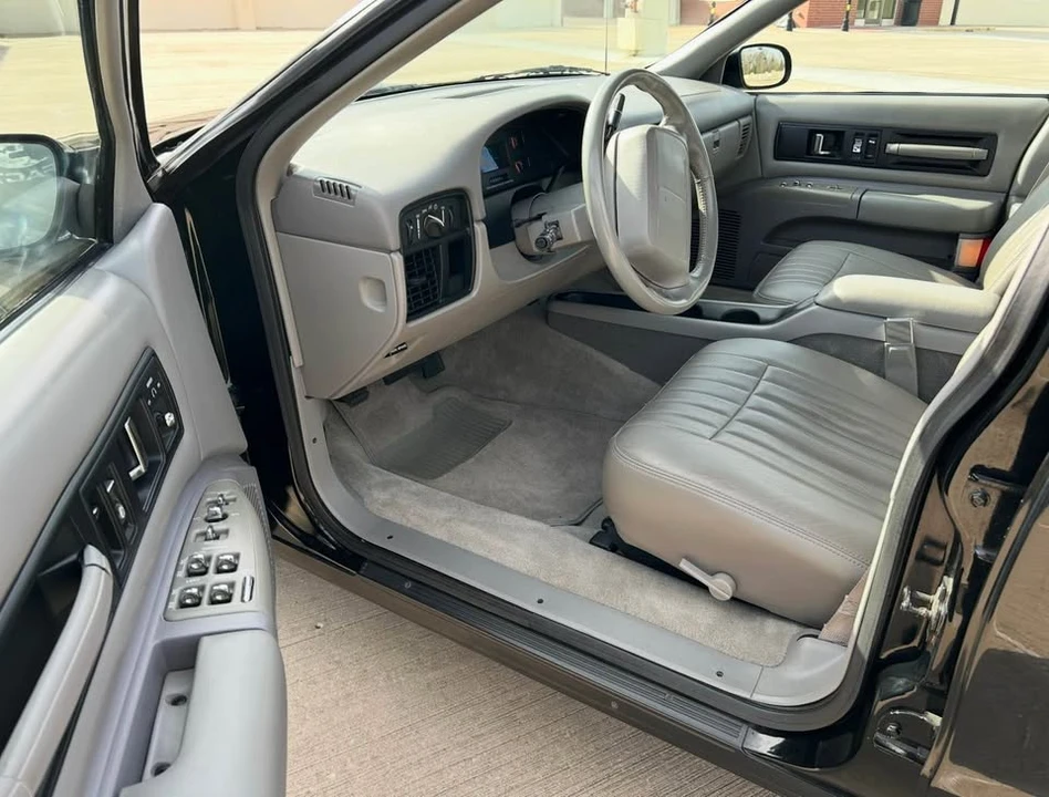 1995 Chevrolet Impala 7th Gen - Image 4 of 19