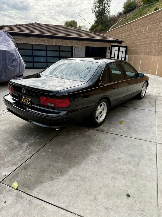 1995 Chevrolet Impala 8th Gen - Image 4 of 7