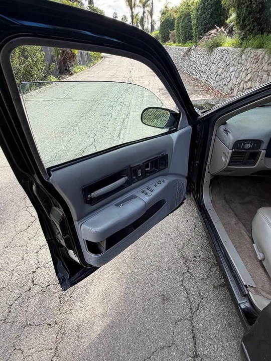 1995 Chevrolet Impala 7th Gen - Image 13 of 16
