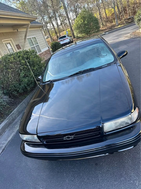 1995 Chevrolet Impala 7th Gen - Image 2 of 9