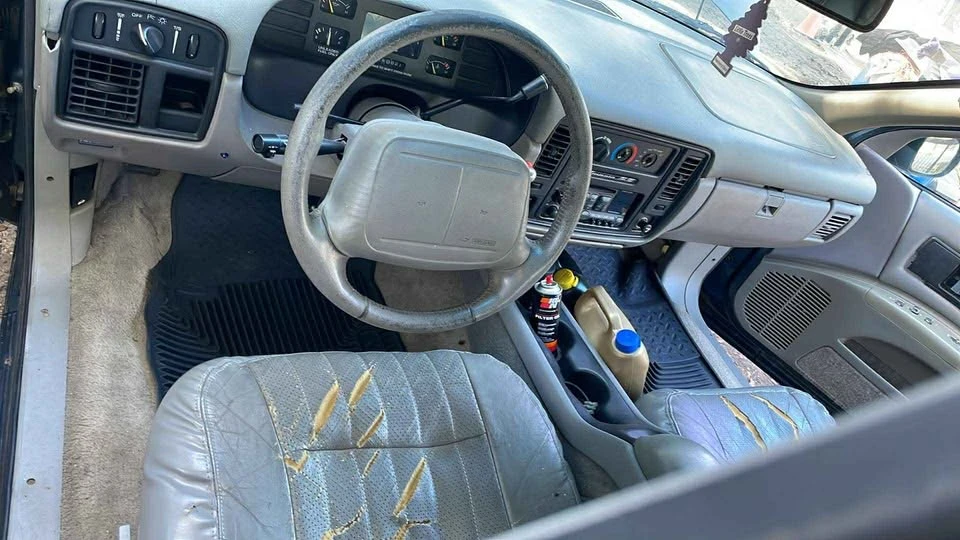 1995 Chevrolet Impala 7th Gen - Image 4 of 7