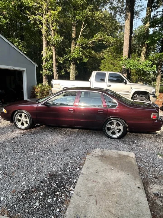 1995 Chevrolet Impala 8th Gen - Image 2 of 8