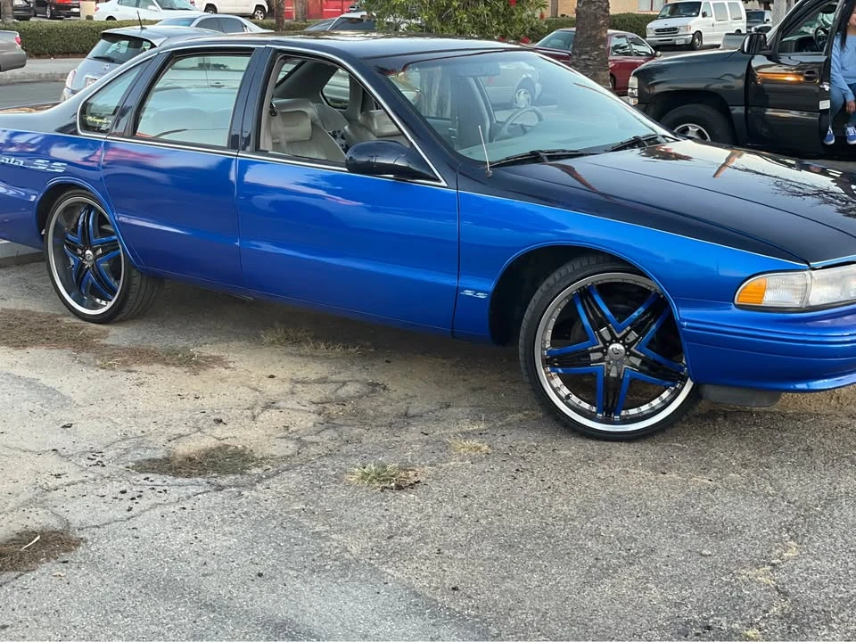 1995 Chevrolet Impala 8th Gen - Image 2 of 3