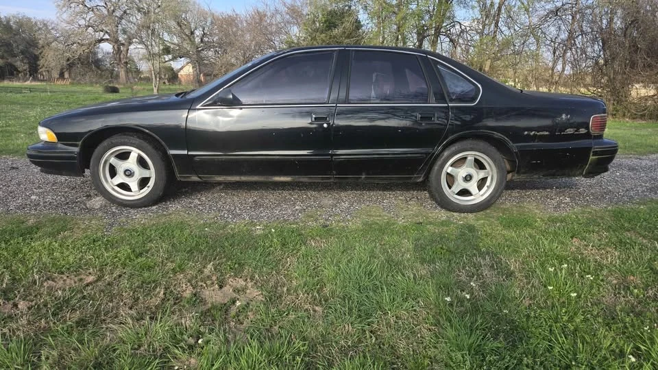 1995 Chevrolet Impala 7th Gen - Image 7 of 12