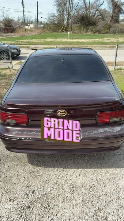 1995 Chevrolet Impala 7th Gen - Image 4 of 7