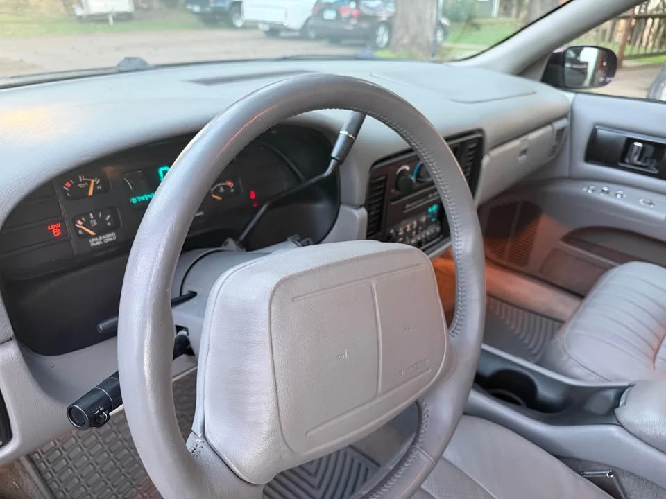 1995 Chevrolet Impala 7th Gen - Image 13 of 14