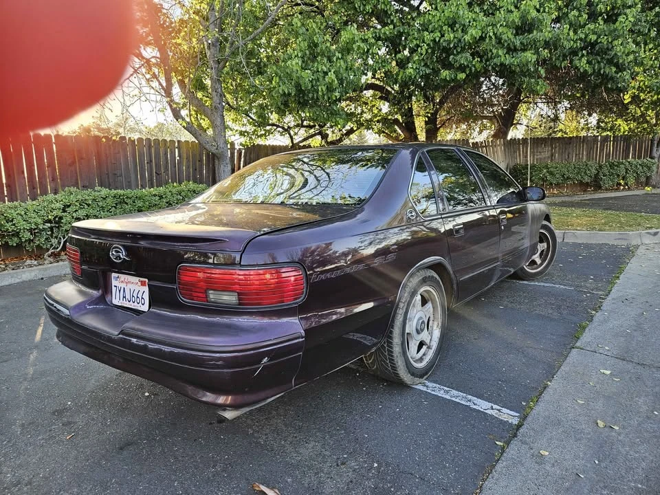 1995 Chevrolet Impala 7th Gen - Image 6 of 7