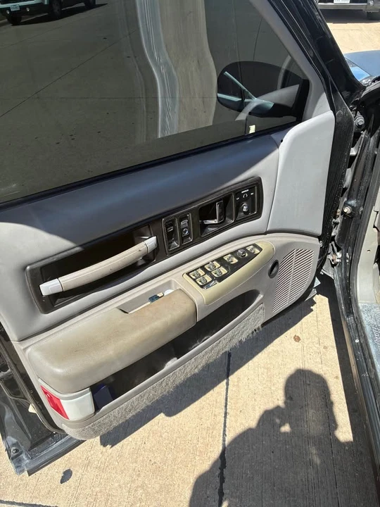 1995 Chevrolet Impala 7th Gen - Image 7 of 13