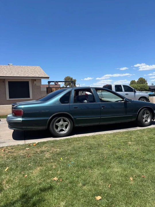 1995 Chevrolet Impala 7th Gen - Image 5 of 7
