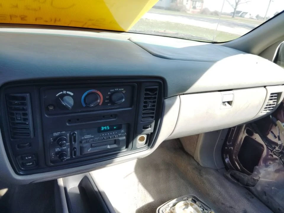 1995 Chevrolet Impala 7th Gen - Image 2 of 15