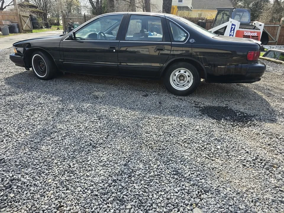 1995 Chevrolet Impala 7th Gen - Image 4 of 10