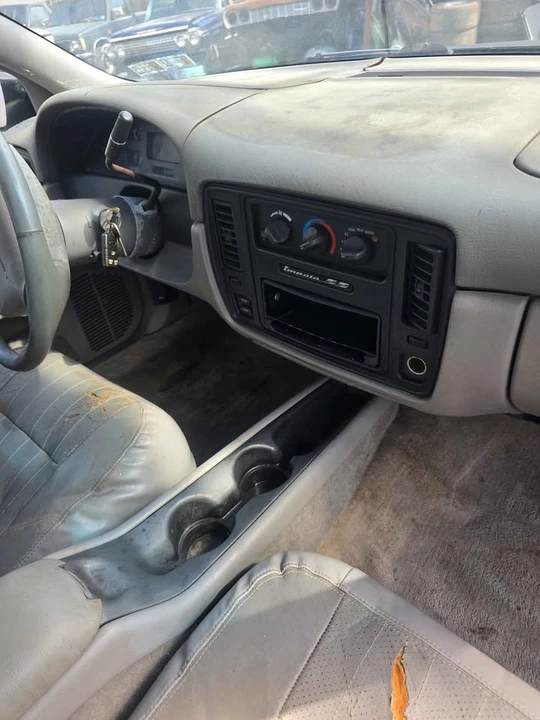 1995 Chevrolet Impala 7th Gen - Image 7 of 10