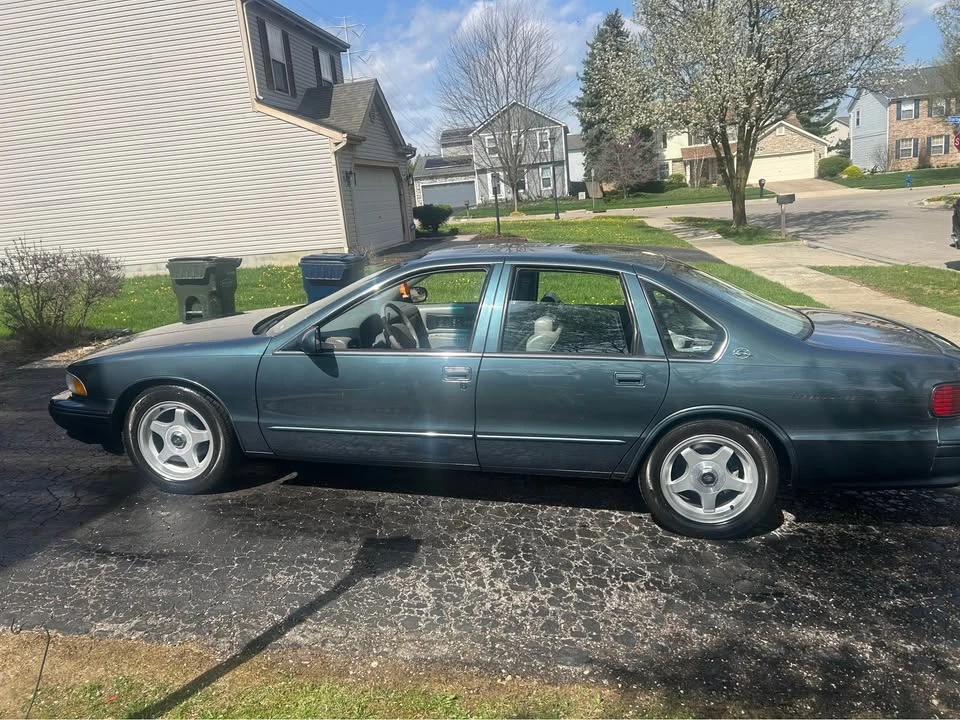 1995 Chevrolet Impala 7th Gen - Image 7 of 12