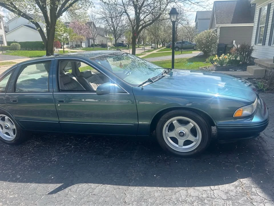 1995 Chevrolet Impala 7th Gen - Image 3 of 12