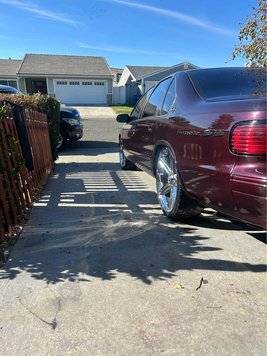1995 Chevrolet Impala 7th Gen - Image 16 of 18