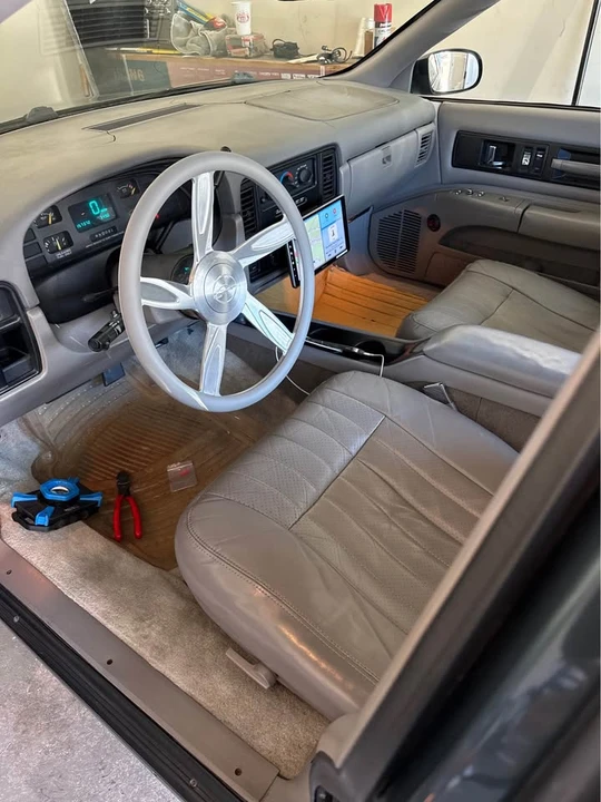 1995 Chevrolet Impala 7th Gen - Image 6 of 7