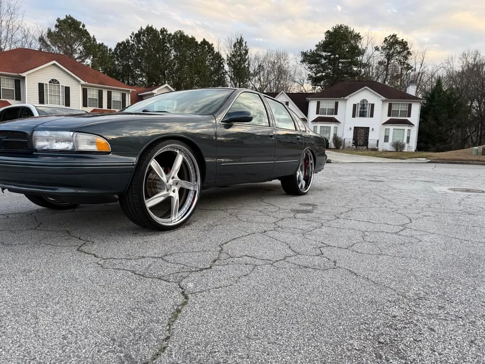 1995 Chevrolet Impala 7th Gen - Image 5 of 7