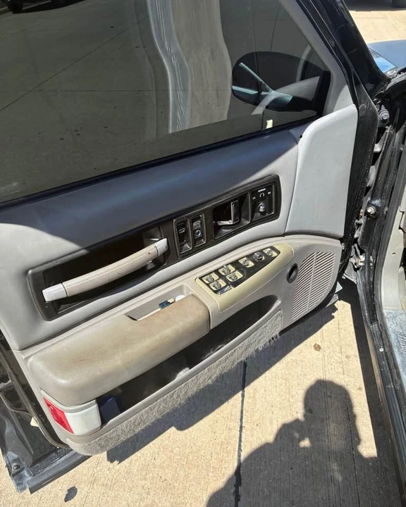 1995 Chevrolet Impala 7th Gen - Image 7 of 13