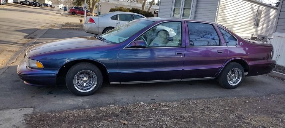 1995 Chevrolet Impala 7th Gen - Image 2 of 12