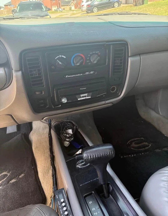 1995 Chevrolet Impala 7th Gen - Image 8 of 13