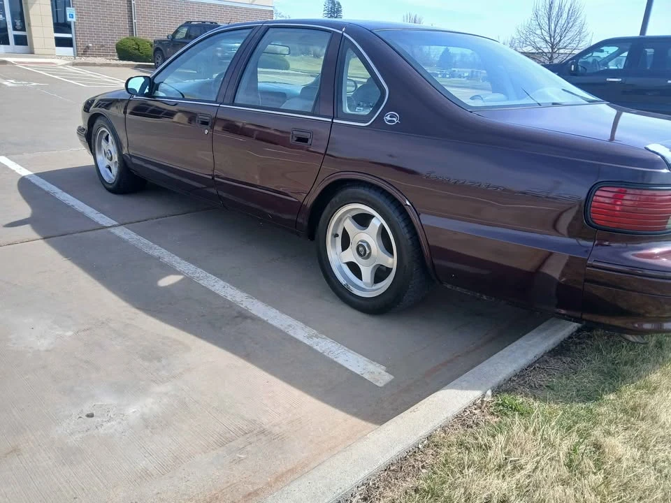 1995 Chevrolet Impala 7th Gen - Image 3 of 16