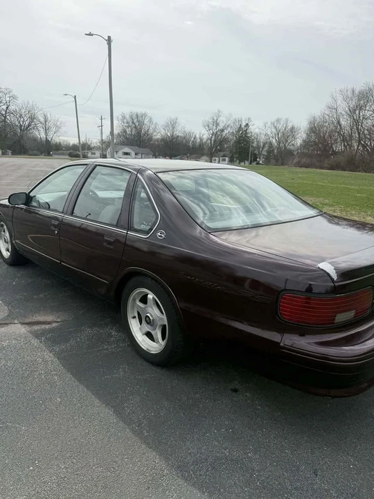 1995 Chevrolet Impala 7th Gen - Image 11 of 16