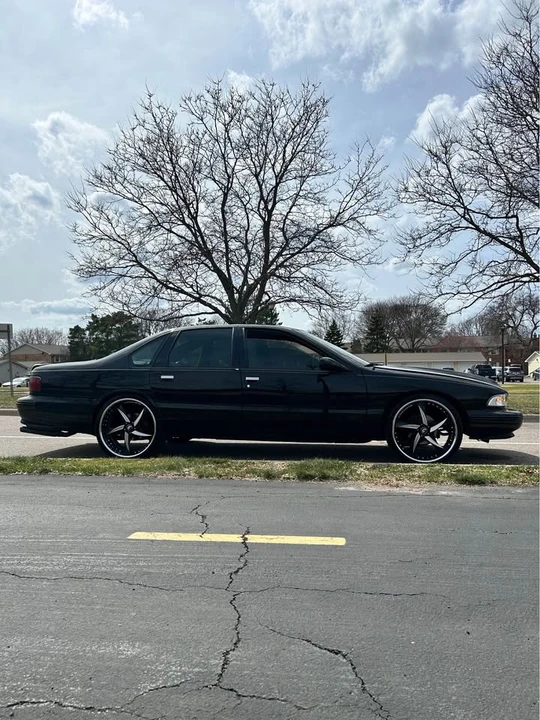 1995 Chevrolet Impala 7th Gen - Image 3 of 14