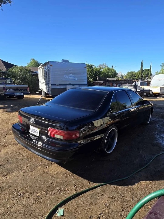 1995 Chevrolet Impala 7th Gen - Image 8 of 16