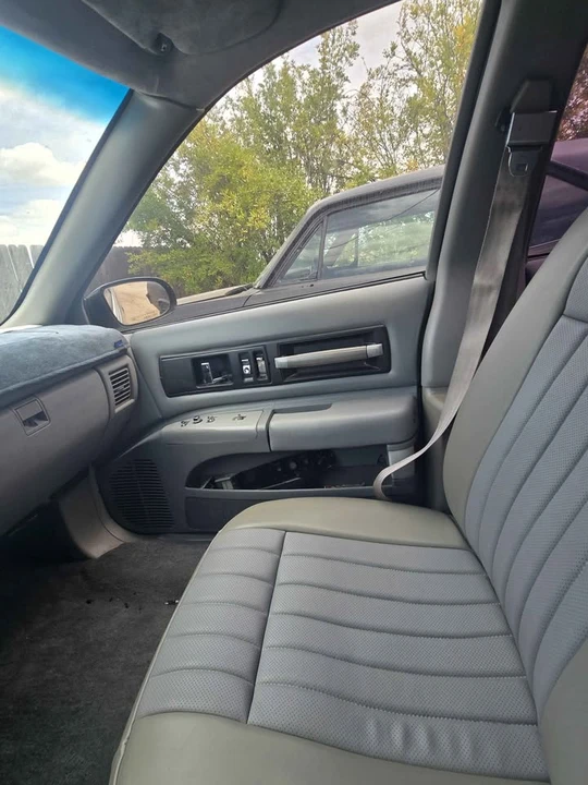 1995 Chevrolet Impala 7th Gen - Image 15 of 16