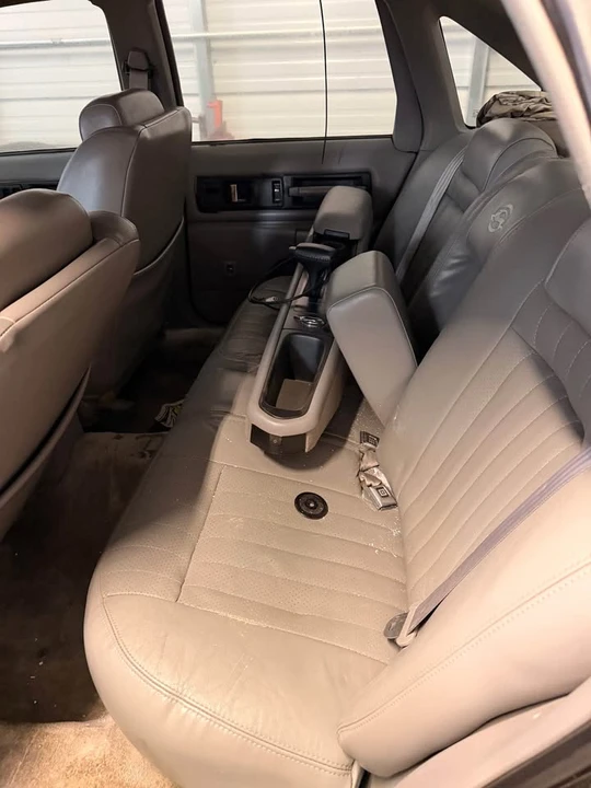 1995 Chevrolet Impala 7th Gen - Image 5 of 9