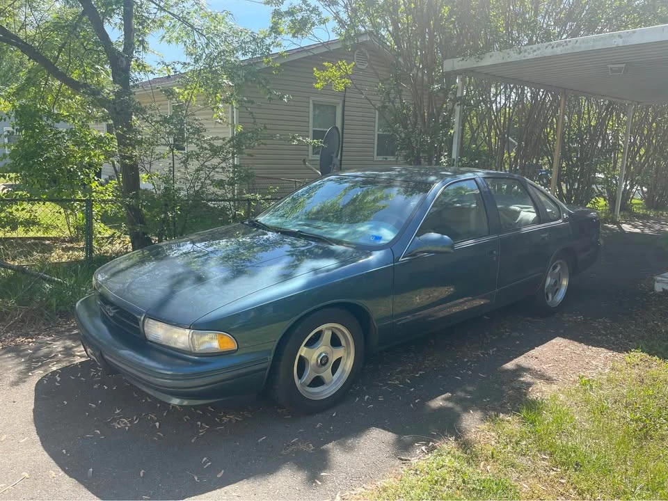 1995 Chevrolet Impala 7th Gen - Image 2 of 10