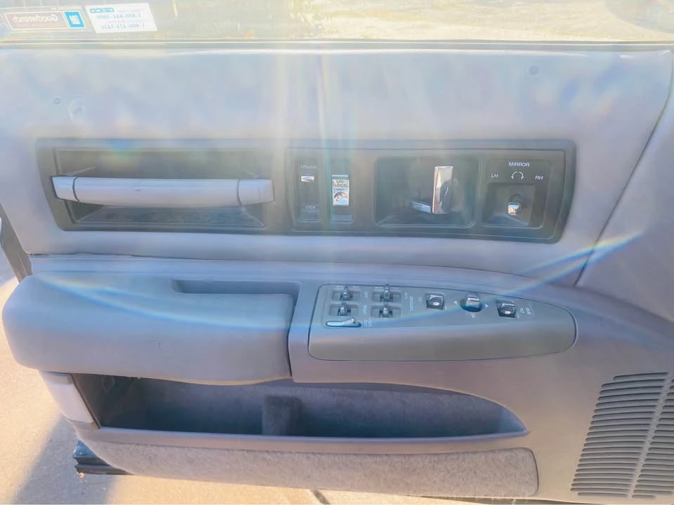 1995 Chevrolet Impala 7th Gen - Image 11 of 16