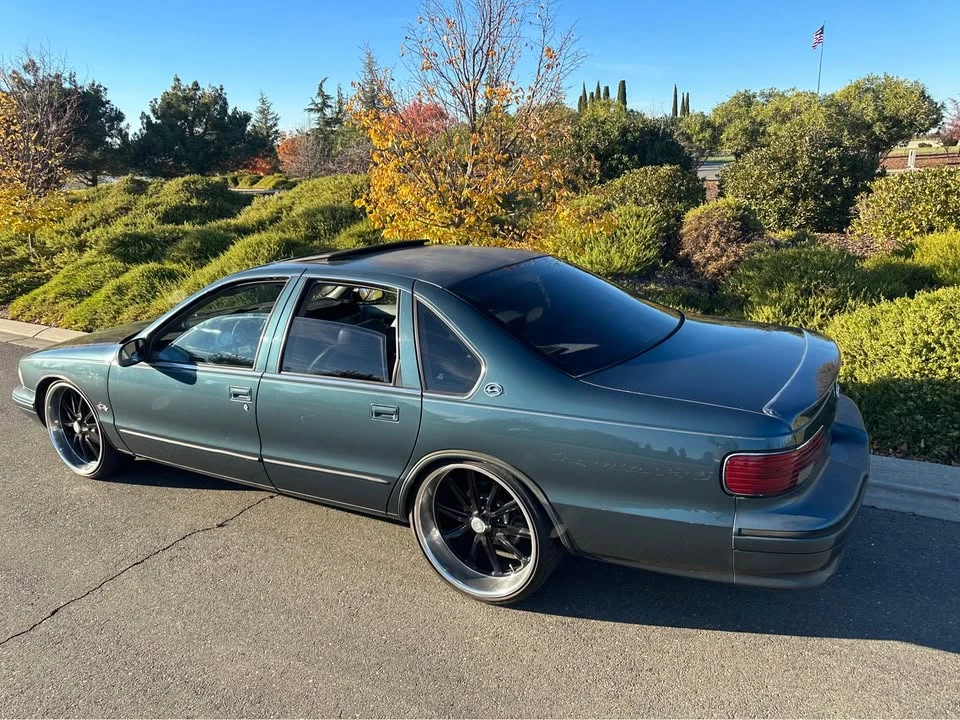 1995 Chevrolet Impala 8th Gen - Image 5 of 7