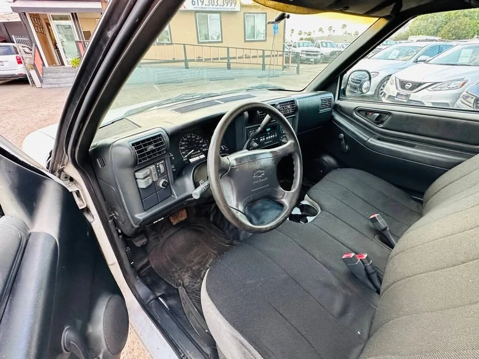 1995 Chevrolet S-10 - Image 12 of 19