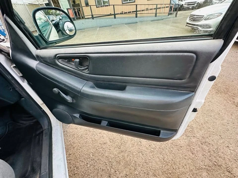 1995 Chevrolet S-10 - Image 11 of 19