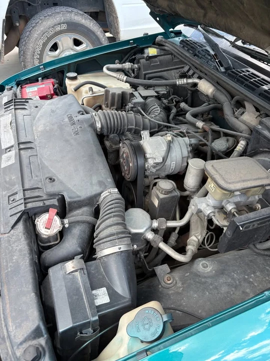1995 Chevrolet S-10 - Image 11 of 12