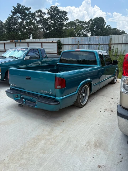 1995 Chevrolet S-10 - Image 4 of 12