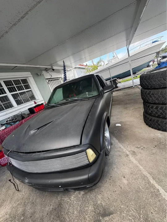 1995 Chevrolet S-10 Blazer 2nd Gen - Image 9 of 17