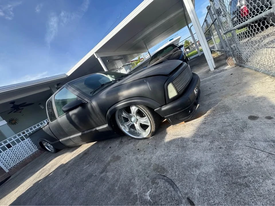 1995 Chevrolet S-10 Blazer 2nd Gen - Image 5 of 17