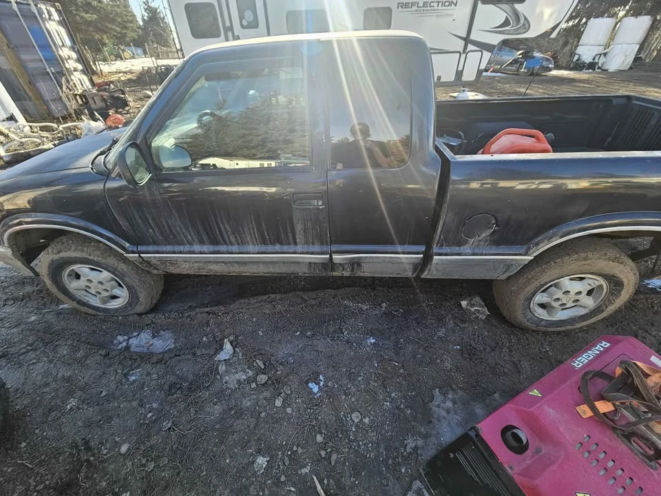 1995 Chevrolet S-10 - Image 6 of 9