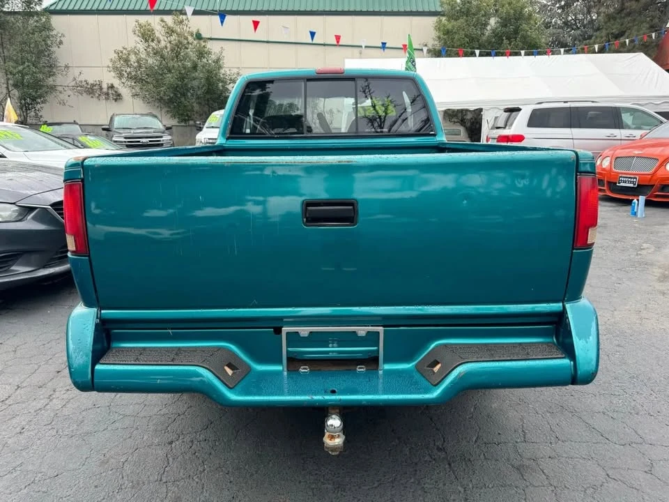 1995 Chevrolet S-10 Blazer 2nd Gen - Image 3 of 20