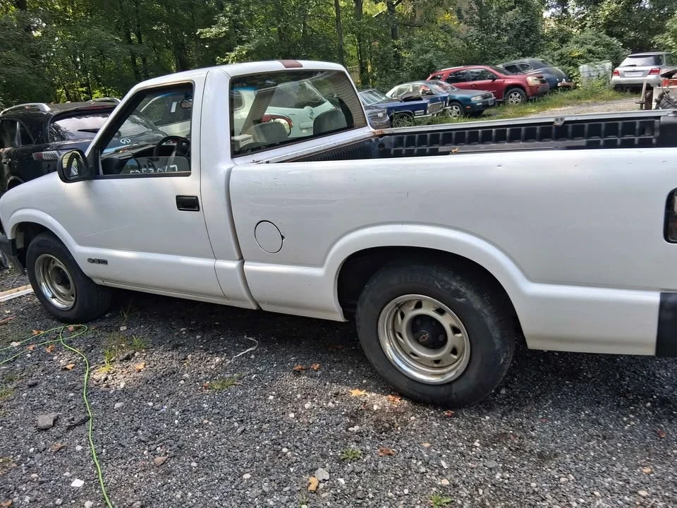 1995 Chevrolet S-10 - Image 8 of 10