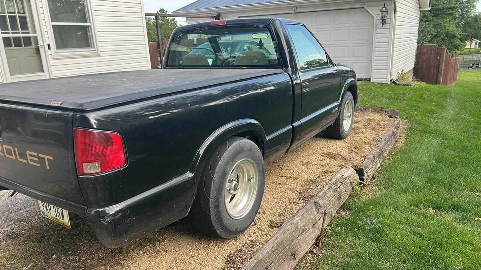 1995 Chevrolet S-10 - Image 3 of 17
